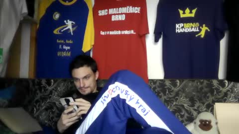 mamamia1789 online show from February 25, 2025, 12:03 pm