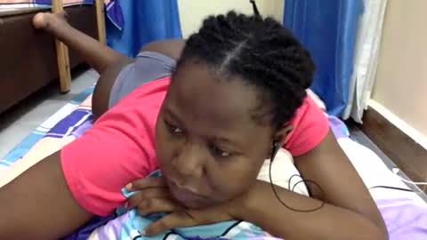 mamasita2023 online show from October 30, 2025, 7:32 am