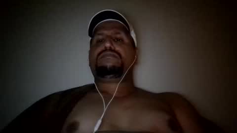 Man new online show from January 5, 2025, 10:29 pm