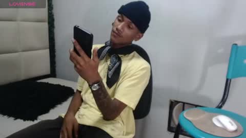 man_san11 online show from January 4, 2025, 3:17 pm