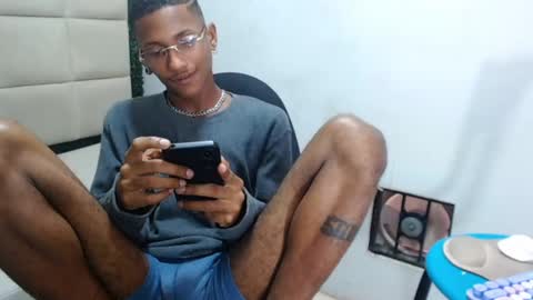 man_san11 online show from January 9, 2025, 7:18 pm