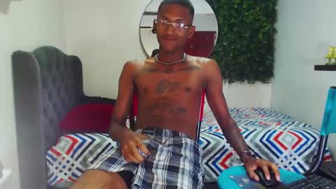 man_san11 online show from February 17, 2025, 5:10 pm