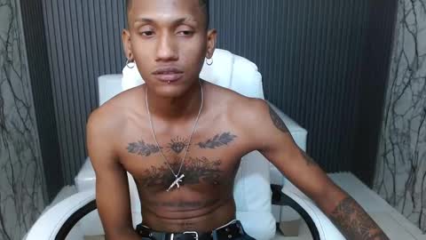 man_san11 online show from November 1, 2025, 2:41 pm