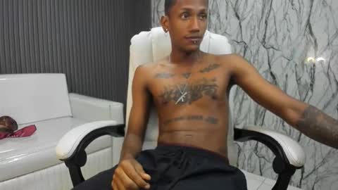 man_san11 online show from November 17, 2025, 2:56 pm