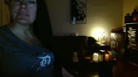 mandaloriangirlsfight online show from March 9, 2026, 10:25 pm