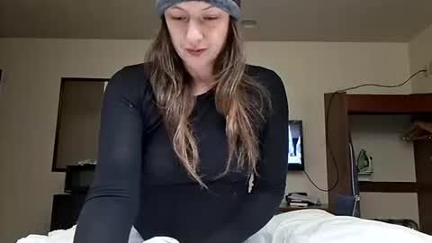 Mandi Bliss online show from November 20, 2025, 11:32 am