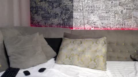 Mandy  online show from January 15, 2025, 8:58 pm