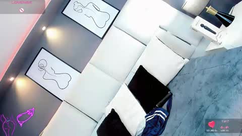 manellyksparklee online show from June 11, 2026, 1:53 pm
