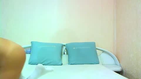 MangoStrip online show from March 4, 2025, 6:26 am