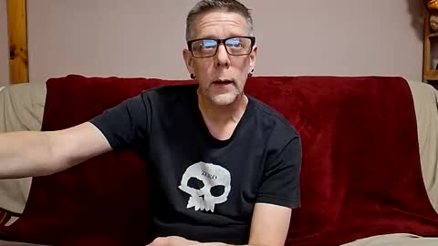 Dickinabox online show from March 15, 2026, 7:31 pm