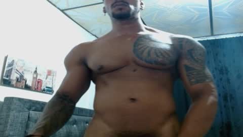 Snapshot of manolofitt chatting on January 8, 2025, 1:00 am Manolo online show from January 8, 2025, 1:00 am