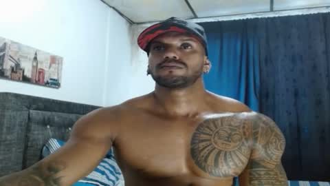 Snapshot of manolofitt chatting on January 19, 2025, 8:41 pm Manolo online show from January 19, 2025, 8:41 pm