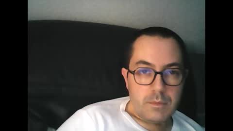 manu5933 online show from December 19, 2024, 3:08 pm