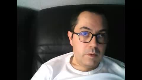 manu5933 online show from January 4, 2025, 3:49 pm