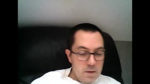 manu5933 online show from February 19, 2025, 1:06 pm