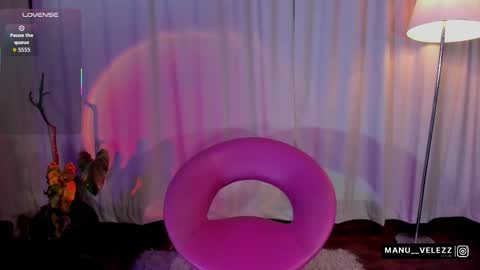 manu  velezz   Help me to get to 100 thumbs ups Tip 25tks  Rate me  online show from February 15, 2026, 7:51 am