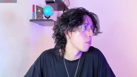 Manuel online show from September 19, 2025, 7:36 pm