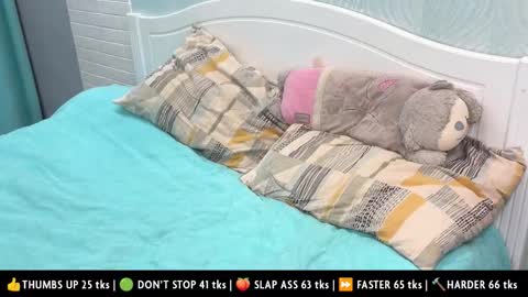 Manussa and Edward online show from March 23, 2026, 2:15 am