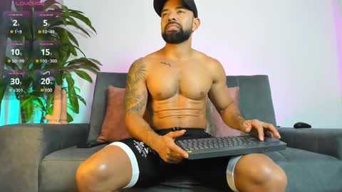 Snapshot of maofenix chatting on March 10, 2025, 6:56 pm MAOFENIX online show from March 10, 2025, 6:56 pm