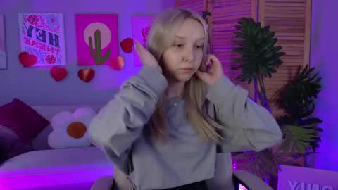 Maoqi online show from April 16, 2026, 8:04 am