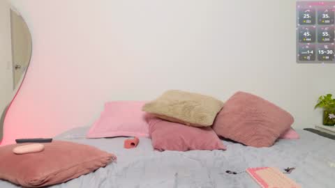     online show from February 6, 2025, 4:10 am