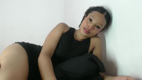 Mar   online show from November 12, 2025, 7:13 pm