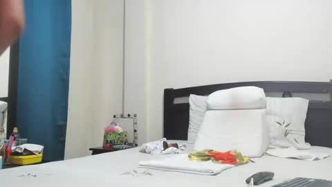 Mara online show from November 20, 2025, 12:49 pm