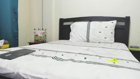 Mara online show from December 16, 2025, 12:32 pm