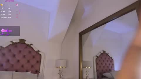 Mara online show from October 24, 2025, 4:20 am