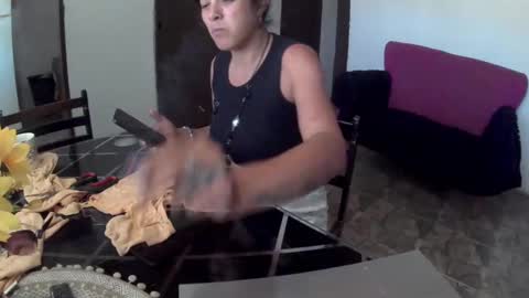 coshitaxxx online show from November 3, 2025, 12:50 pm