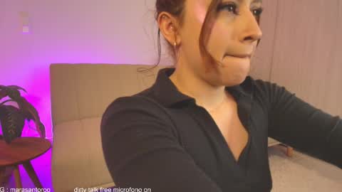 Mara Santoro online show from November 5, 2025, 12:10 am