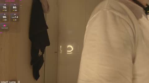 Mara Santoro online show from April 16, 2026, 10:56 pm