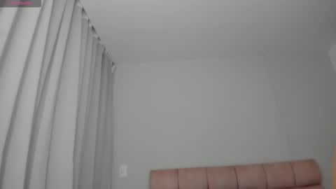 mara modelo independiente online show from September 15, 2025, 1:27 am