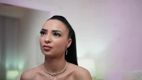  Mara  online show from February 18, 2025, 1:21 am