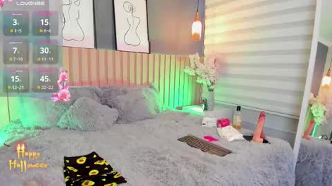 Snapshot of maraia_ford chatting on October 10, 2025, 8:41 pm Mara  online show from October 10, 2025, 8:41 pm