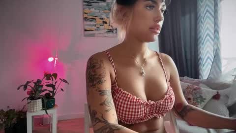 Marakuia online show from October 7, 2025, 12:02 pm