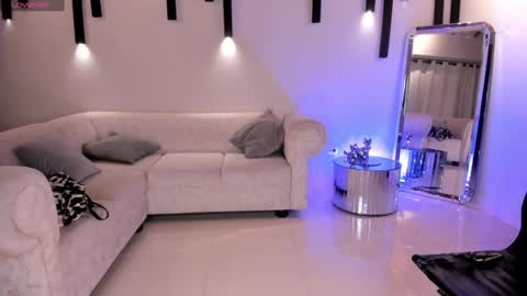 MARA  online show from January 26, 2025, 11:08 pm