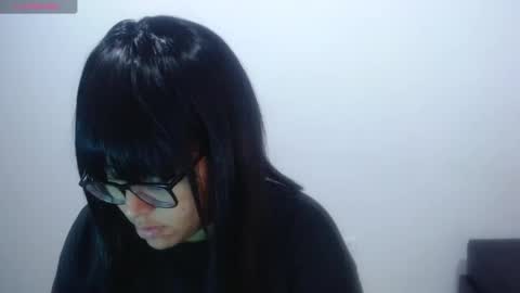 Mara Silk online show from September 29, 2025, 11:59 am