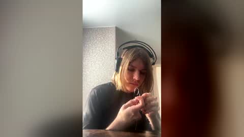 Snapshot of maratraher chatting on February 21, 2026, 10:16 am maratraher online show from February 21, 2026, 10:16 am