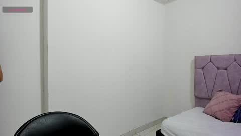 marcela_ladys online show from April 17, 2026, 2:20 pm