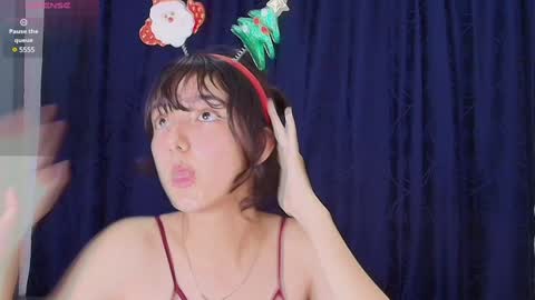 Snapshot of marcelaa_fox chatting on December 12, 2024, 11:25 pm Marcela online show from December 12, 2024, 11:25 pm
