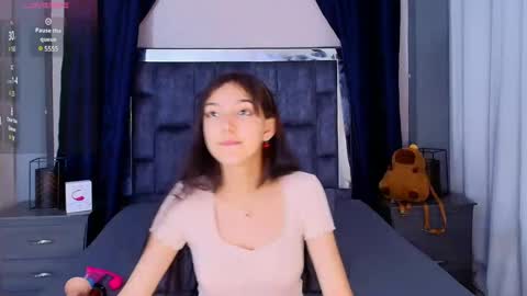 Snapshot of marcelaa_fox chatting on January 24, 2025, 8:22 pm Marcela online show from January 24, 2025, 8:22 pm