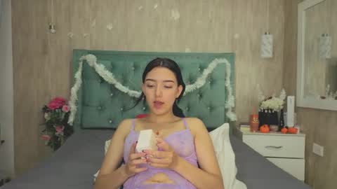 Marcela online show from November 26, 2025, 7:26 pm