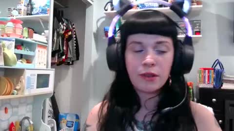 MarcelineAltaria online show from February 5, 2025, 4:16 am