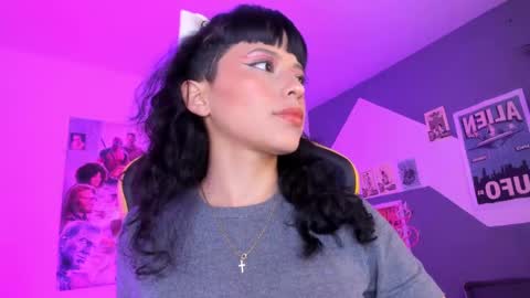 Snapshot of marcelinee__ chatting on January 16, 2025, 11:27 pm Marce  online show from January 16, 2025, 11:27 pm