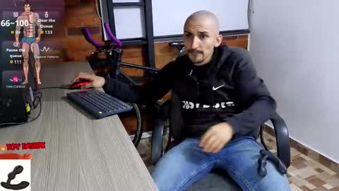 Marck  Independent model  online show from November 29, 2025, 3:20 am