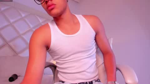 marco_deluxe online show from June 7, 2026, 11:47 am