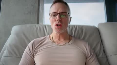 Snapshot of marcusripped1 chatting on March 3, 2026, 11:10 pm Marcus online show from March 3, 2026, 11:10 pm