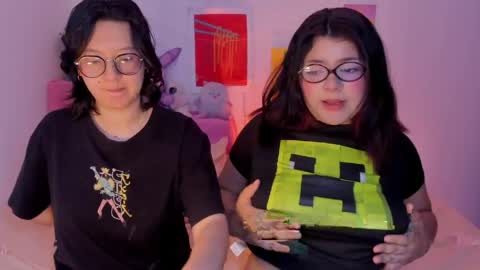 danna online show from April 18, 2026, 1:42 am