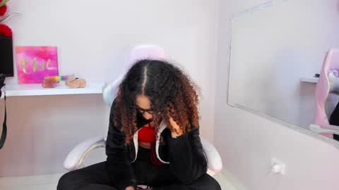 marfilastrom online show from December 30, 2024, 6:53 am